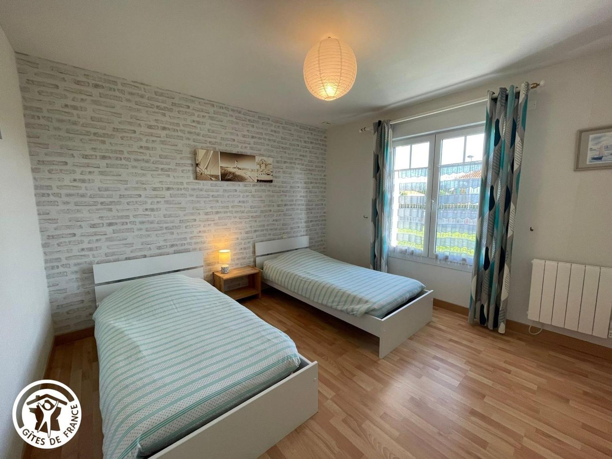 Maison Recente Avec Jardin, 4 Chambres, Proche Mer Et Commerces A Bouin - Fr-1-426-129 외부 사진